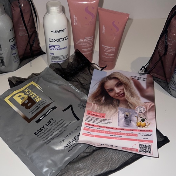 Alfaparf lightener, shampoo & conditioner set - Picture 2 of 4